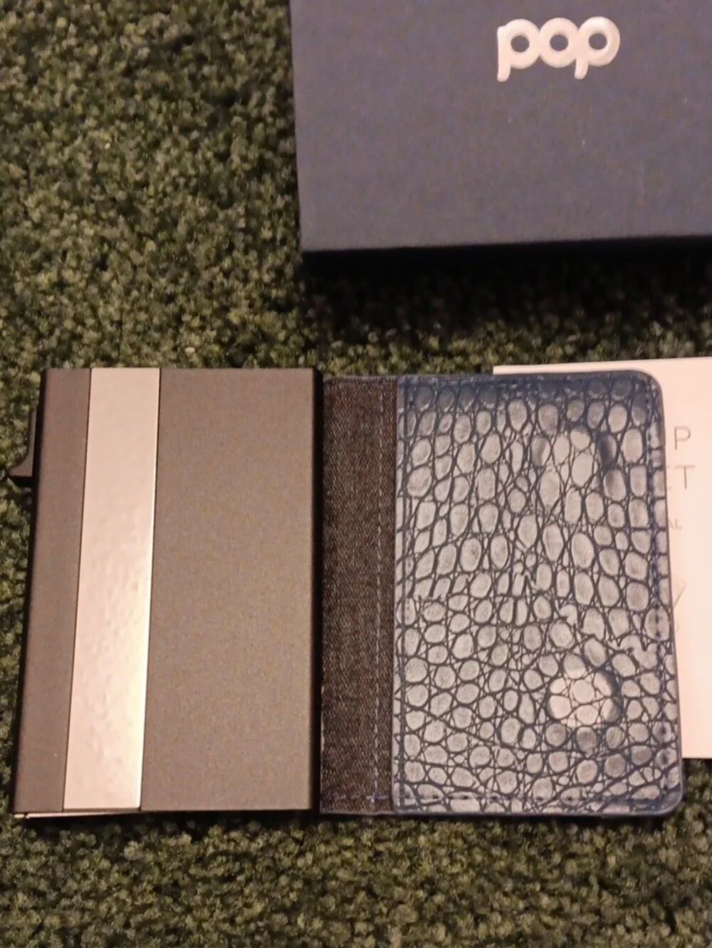 Pop Up Wallet Card Holder - Blue Croc Pattern
